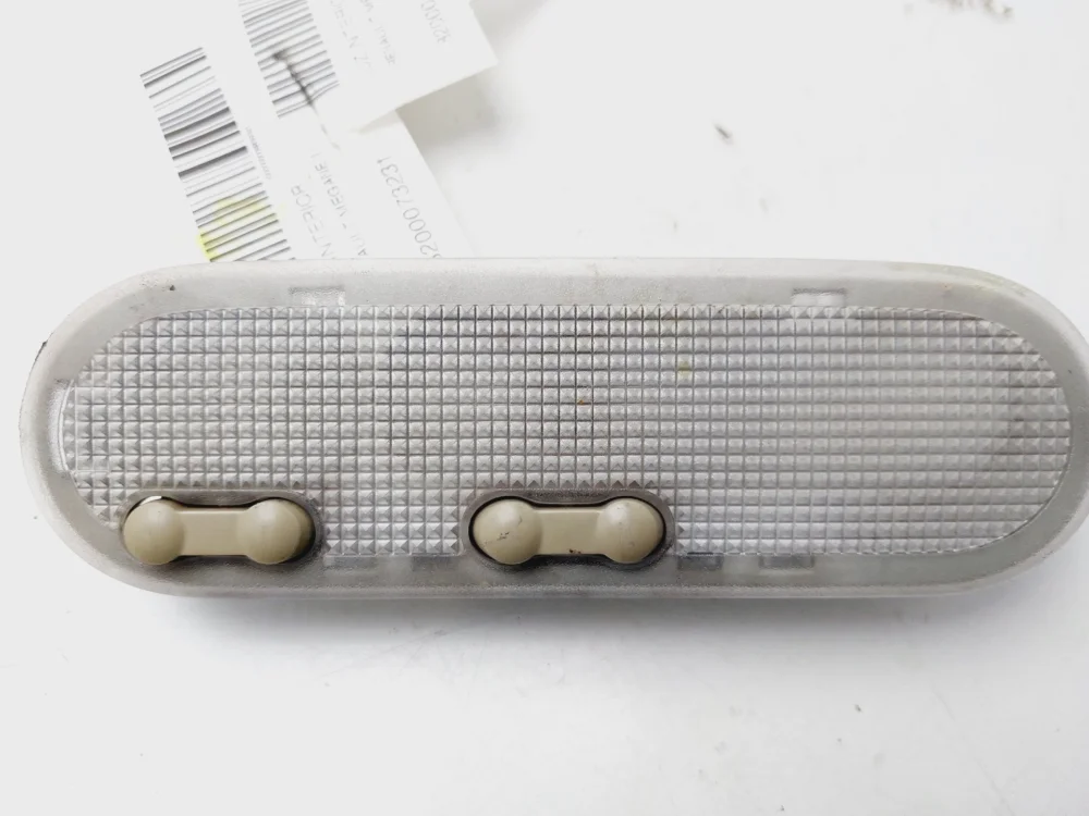 LUZ INTERIOR RENAULT MEGANE 8200073231-8836091 Última Versión