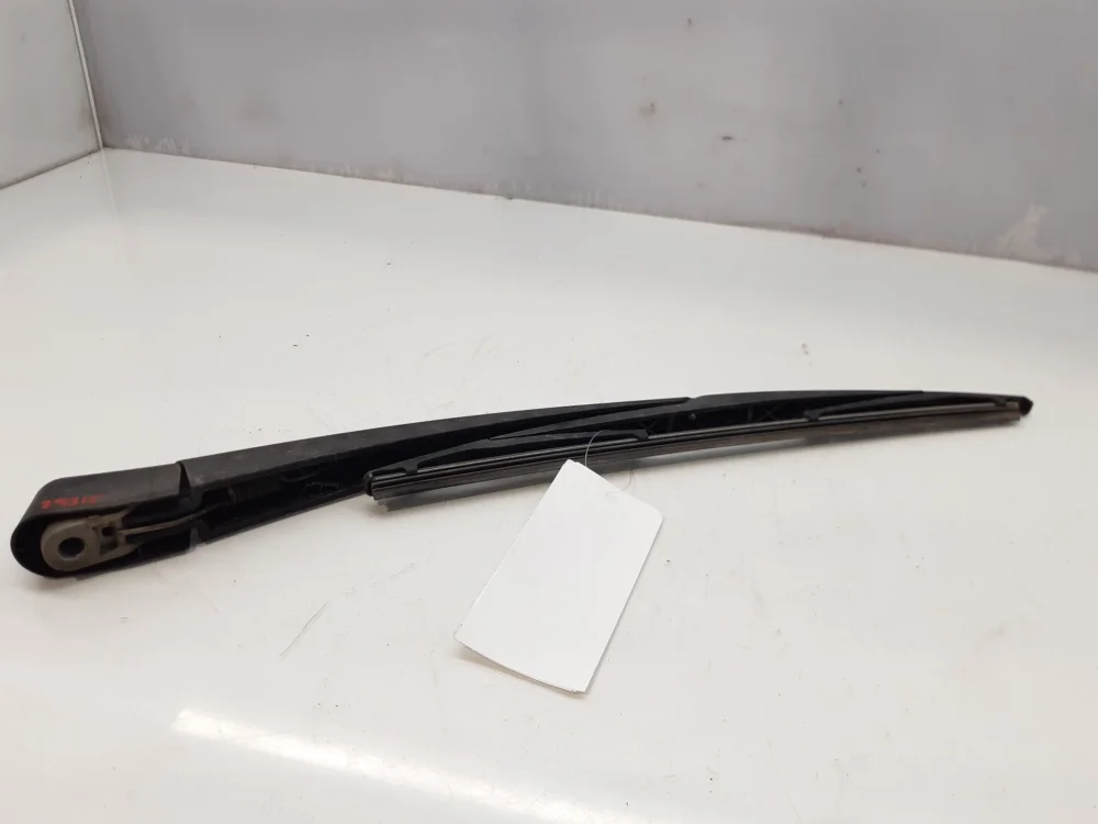 BRAZO LIMPIA TRASERO MAZDA 3 BP4K67421-7741685 Ocasión Especial