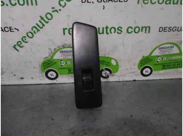 MANDO ELEVALUNAS DELANTERO DERECHO Bestseller