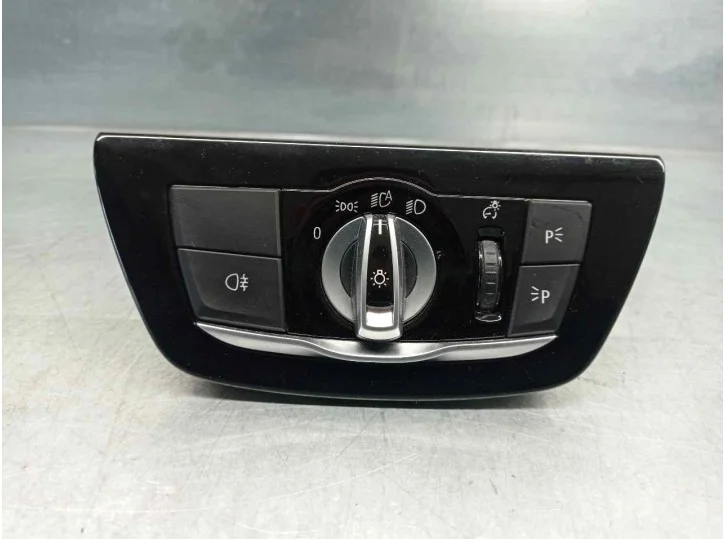 Económico MANDO LUCES SALPICADERO 9472969
