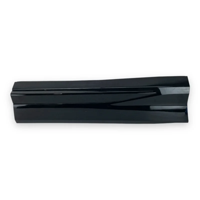 2019-2023 Audi Q3 rear right lower door molding Certificado